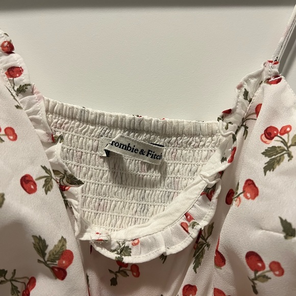 Cherry bomb, Abercrombie & Fitch strapped dress - Picture 4 of 4